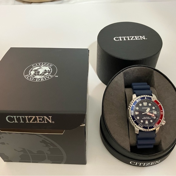 Men’s citizen eco drive 200m diving watch - Picture 8 of 9